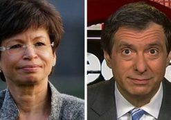 Howard_Kurtz_Valerie_Jarrett_AP_Fox