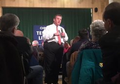 Chris-Christie-Concord-NH-Town-Hall