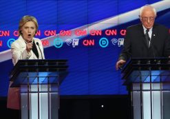 Hillary-Clinton-Bernie-Sanders-CNN-Dem-Debate-NY