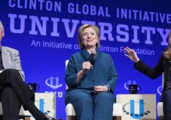 Former President Bill Clinton, Former Secretary of State Hillary Clinton, and Vice Chair of the Clinton Foundation Chelsea Clinton, discuss the Clinton Global Initiative University during the closing plenary session on the second day of the 2014 Meeting of Clinton Global Initiative University at Arizona State University in Tempe, Arizona March 22, 2014. (PHOTO: REUTERS)