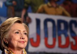 Democratic U.S. presidential candidate Hillary Clinton speaks at the North America's Building Trades Unions 2016 Legislative Conference in Washington, U.S., April 19, 201616. (Photo: Yuri Gripas/Reuters)