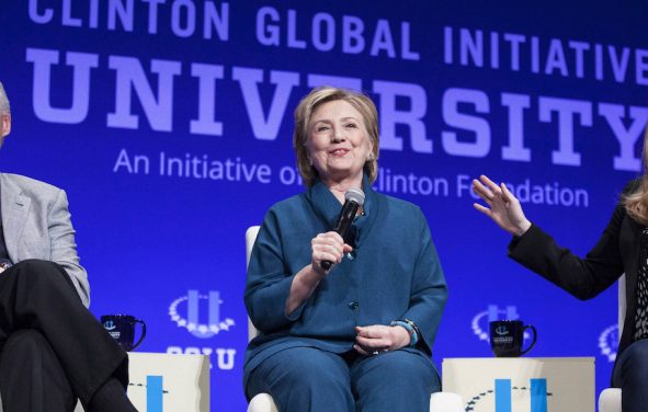 From L-R: Former U.S. President Bill Clinton, Former Secretary of State Hillary Clinton, and Vice Chair of the Clinton Foundation Chelsea Clinton, discuss the Clinton Global Initiative University during the closing plenary session on the second day of the 2014 Meeting of Clinton Global Initiative University at Arizona State University in Tempe, Arizona March 22, 2014. (Photo: Reuters)