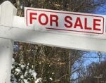 A house-for-sale sign is seen inside the Washington DC Beltway in Annandale, Virginia January 24, 2016. (Photo: Reuters)