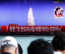 People watch a TV broadcast of a news report on North Korea's ballistic missile test, at a railway station in Seoul, South Korea, July 4, 2017. (Photo: Reuters)