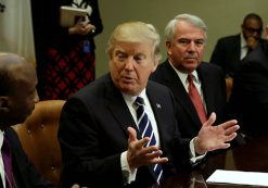 President Donald J. Trump meets with the National Association of Manufacturers at the White House on March 31, 2017. (Photo: Reuters)