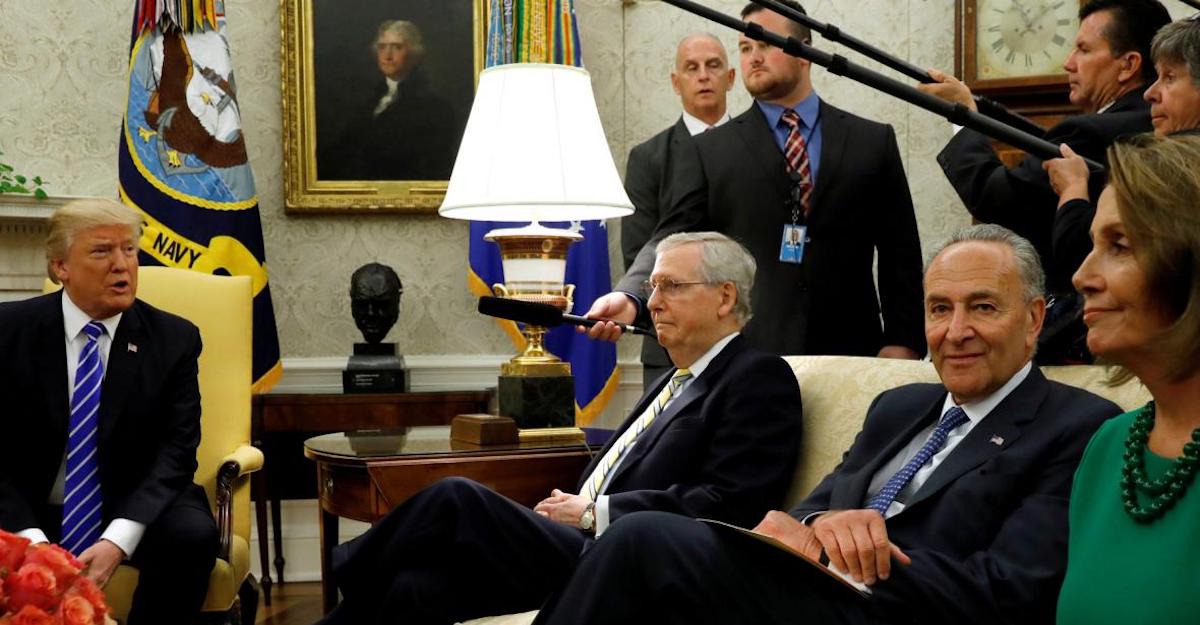 President Donald Trump meets with Sens. Mitch McConnell and Chuck Schumer and Rep. Nancy Pelosi in the Oval Office in Washington on September 13, 2017. (Photo: Reuters)