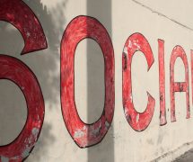 Un mur de propagande, or a propaganda wall, promoting socialism in Havana, Cuba. (Photo: AdobeStock)